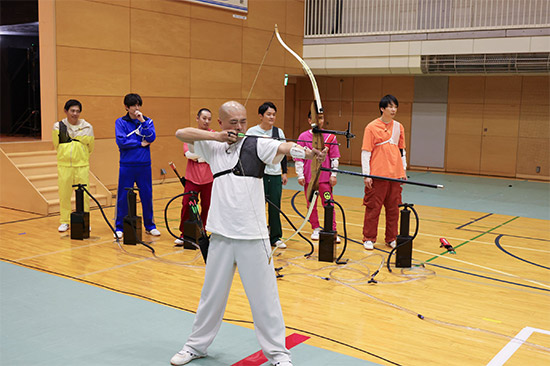 博多華丸、博多大吉、大悟、ノブ、あばれる君、山内健司、濱家隆一、